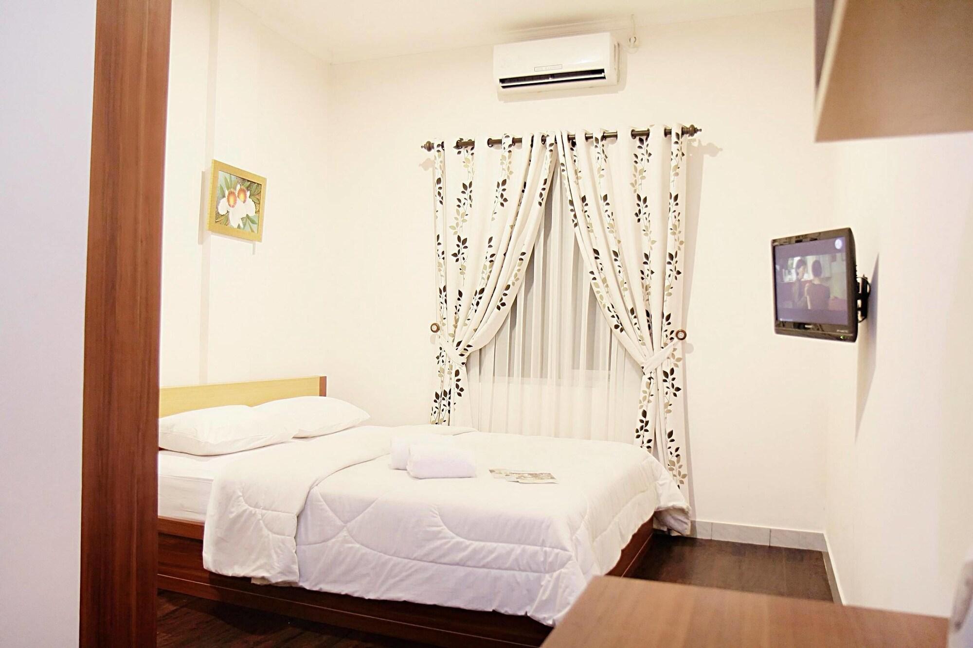 Hotel Lotus Bandung Dış mekan fotoğraf