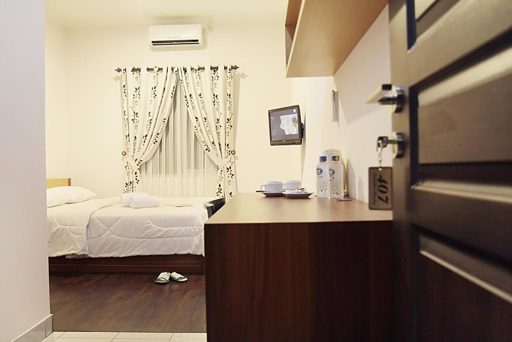 Hotel Lotus Bandung Oda fotoğraf